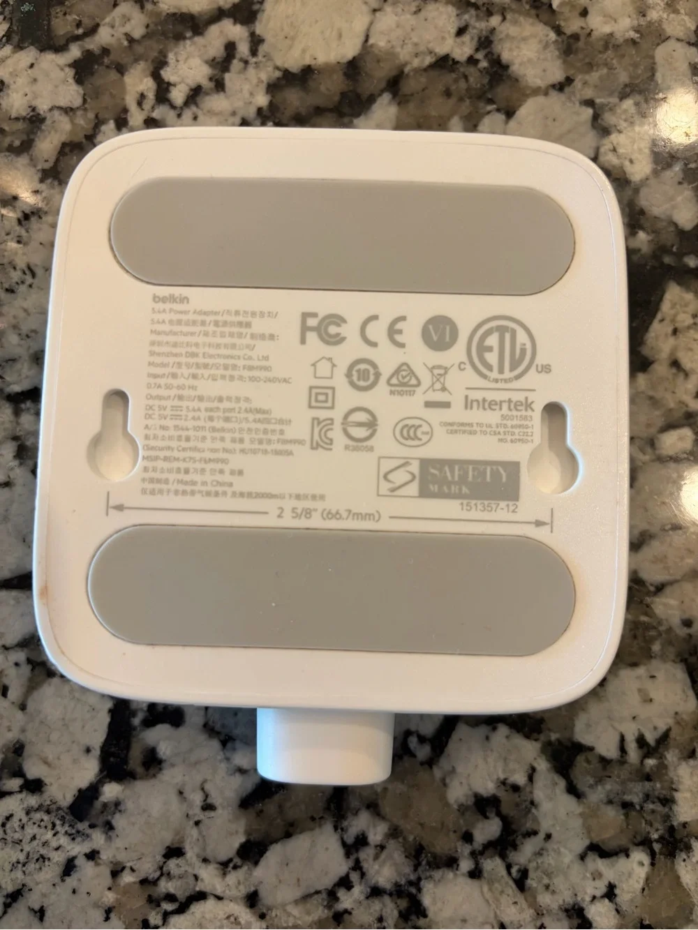 belkin White 4-Port USB Charging Hub with De-attachable Cord
